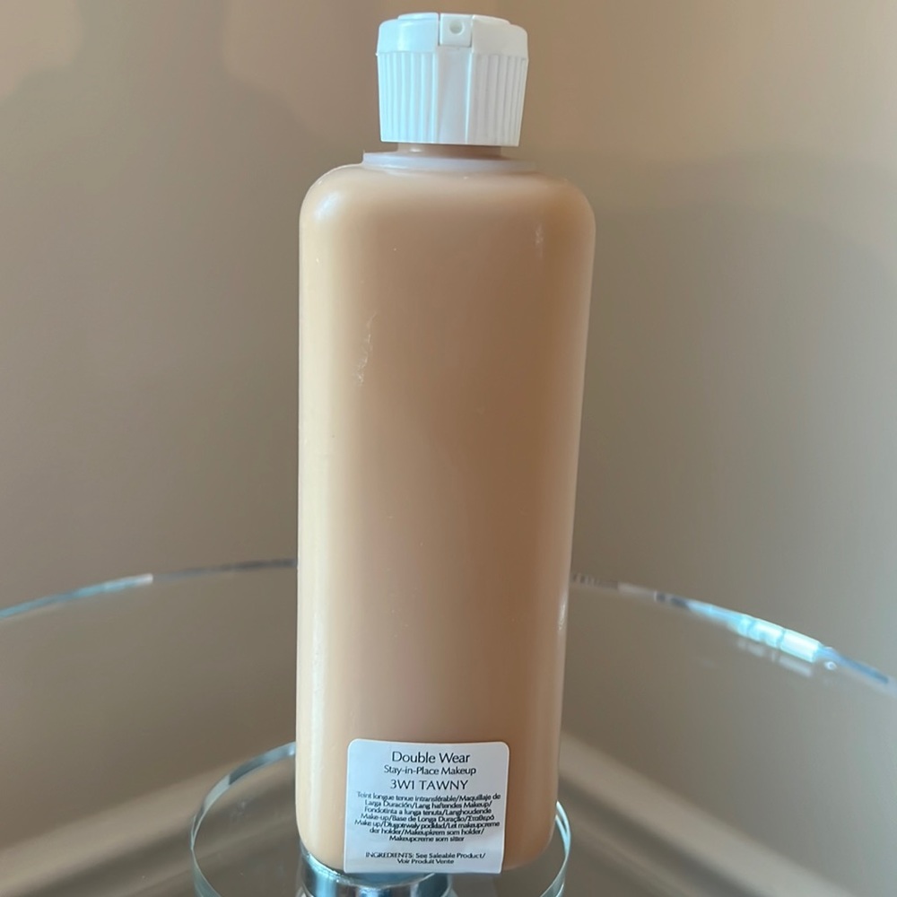 Estée Lauder AUTHENTIC JUMBO size Double Wear Stay-In-Place Makeup